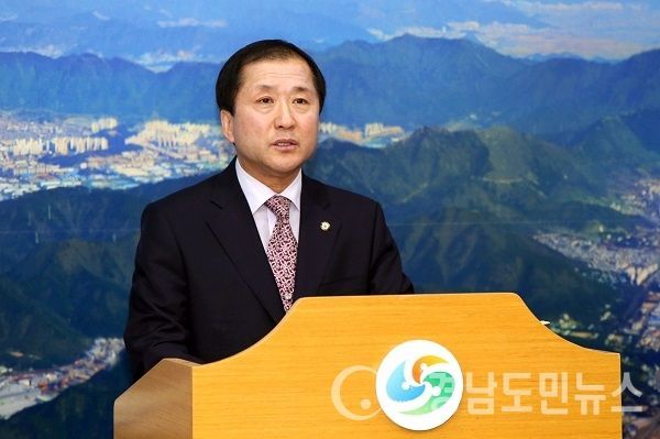 황진용 창원시 기획예산실장