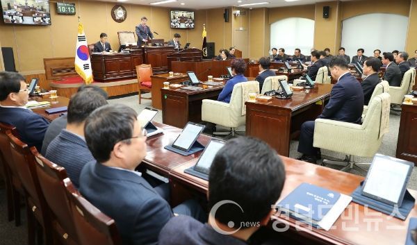 지난 5일부터 20일까지 진행된 제229회 제2차 정례회 일정을 모두 마무리하고 폐회했다.(사진/거창군의회)