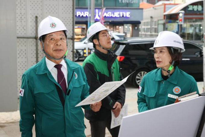 이상근 고성군수, 고성군가족센터 리모델링 공사 현장 점검