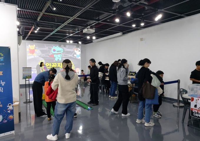 사천시립도서관, 방문객 10만명 돌파!