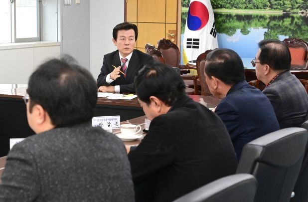 조규일 진주시장, 지역 경제단체 대표들과 긴급 간담회 개최