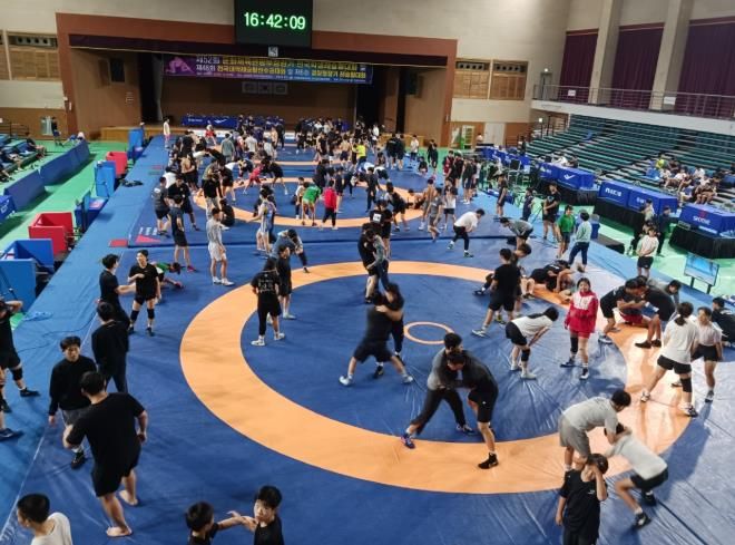 스포츠로 활짝 피어난 고성군, 지역 경제에 숨결을 불어넣다!