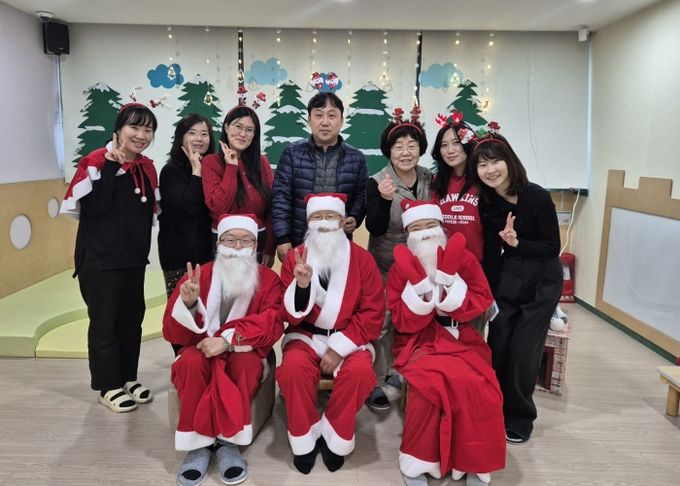 나성동에 산타 할아버지가 나타났어요!