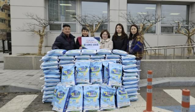 ㈜광신사, 시흥시 신현동에 백미 100포 기증