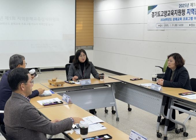 고양교육지원청, 2024학년도 문해교육 이수자 41명 초졸·중졸 학력인정