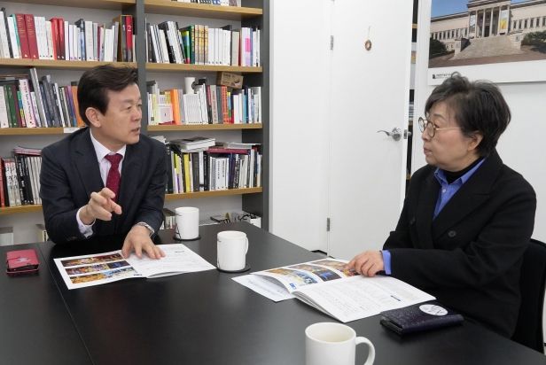 조규일 진주시장, 문체부 차관·국립현대미술관장 방문 사업 건의