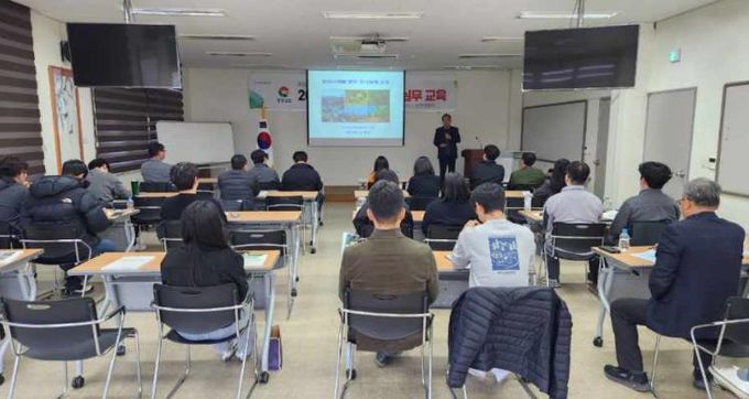 산청서 경남 시군 임도담당자 실무교육 열려