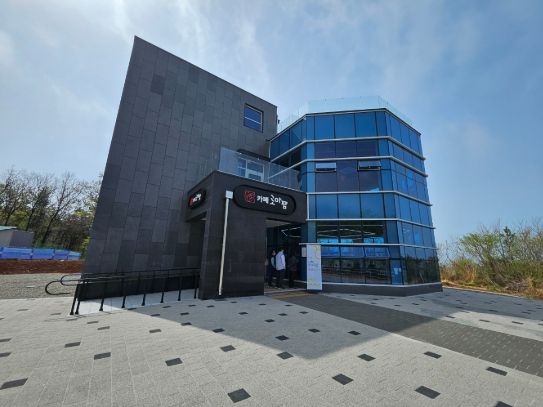 거제시 농촌신활력플러스사업 아열대 힐링카페 ‘카페 로아팜’ 시범운영 시작