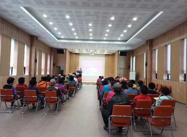 양산시 중앙동 노인일자리 참여자 안전교육 실시