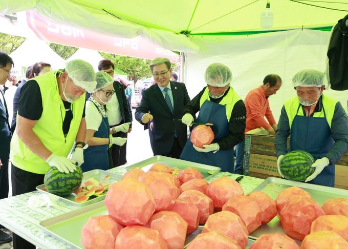 의령토요애수박축제 성황리 마무리