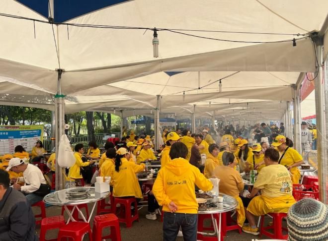 코뚜레사천한우 숯불구이존, 관광객 입맛 ‘정조준’ 성공