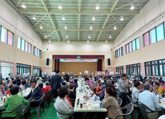 함양 유림면 경로잔치 및 면민체육대회 성황리 개최