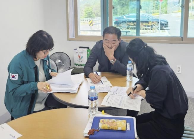 백삼종 함양군 부군수, 공설자연장지 조성 사업 현장 점검