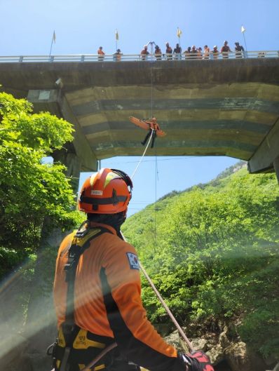 추락사고대비수직구조훈련