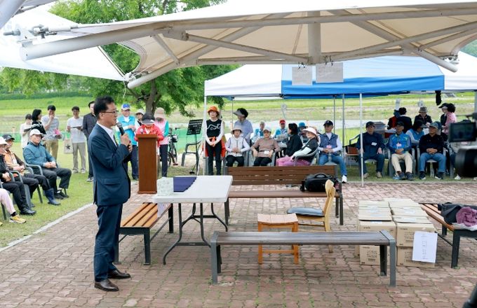  제4회 유성구청장배 그라운드 골프대회 참석