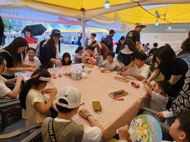 2025성주참외&생명문화축제, 성주가야산 알리기 및 탄소중립 실천 체험부스 인기몰