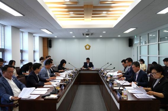 간담회 사진