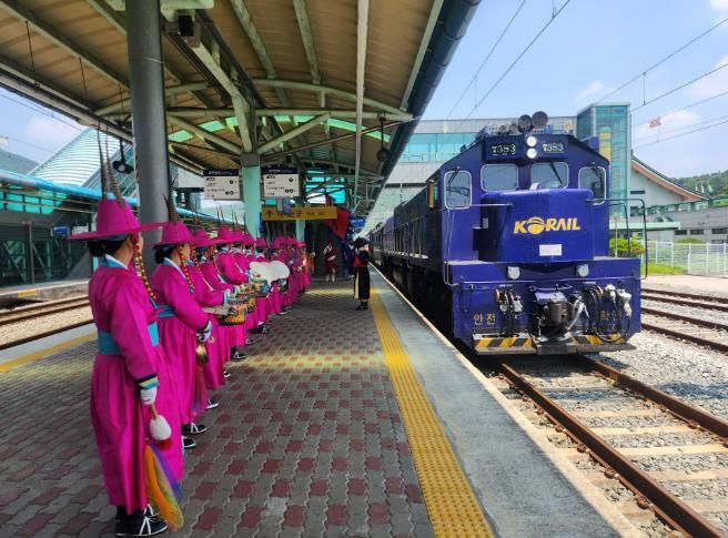 감성과 전통을 실은 프리미엄 관광열차‘해랑’남원에 멈추다