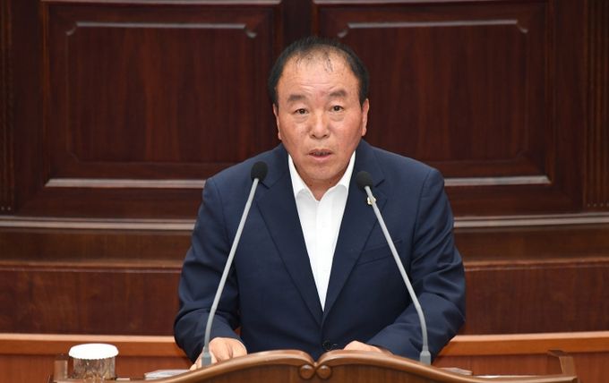 이춘덕의원님 본회의 발언사진