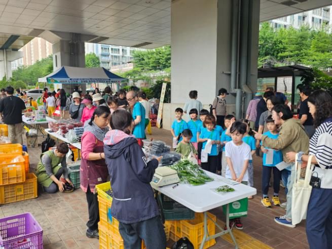 김해시 2025년 도요마을·관내 5개 초등학교 간 '찾아가는 도요 마켓데이' 운영