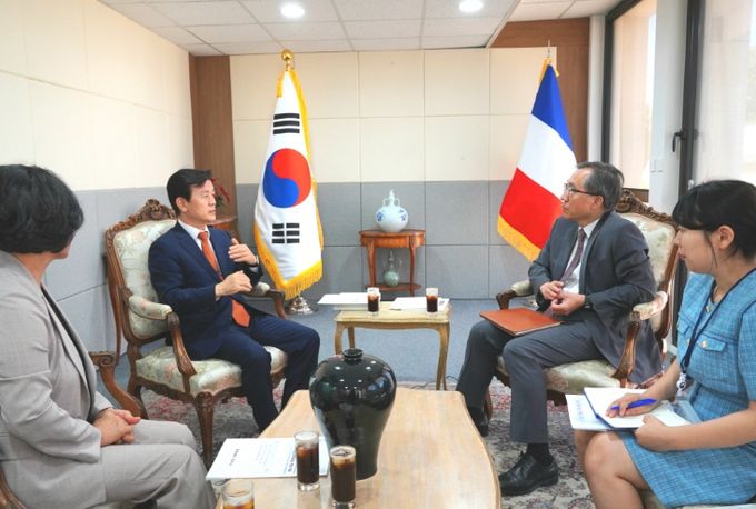 문승현 주프랑스 한국대사 만나 문화ㆍ항공 분야 지원 협