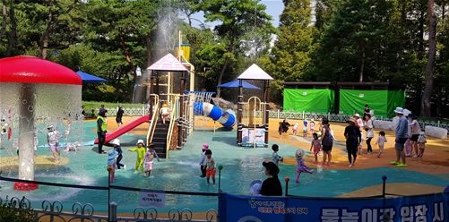 테마공원 물놀이시설 개장
