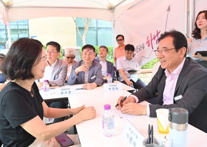 하남시, 위례 스타필드 앞에서 ‘제15회 이동시장실’ 운영