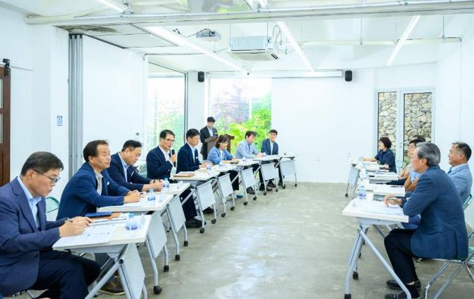 남해군, 관광산업 발전을 위한 민박협회 간담회 개최