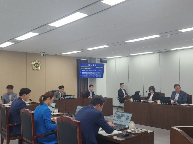 충청광역연합의회 제5회 임시회 제1차 초광역행정산업위원회 개최