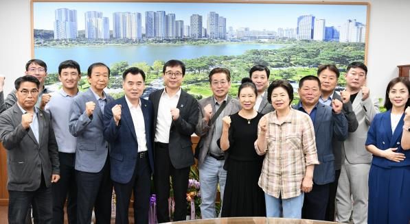 장수석 수원영통구청장, 영통구 주민자치협의회와 상견례