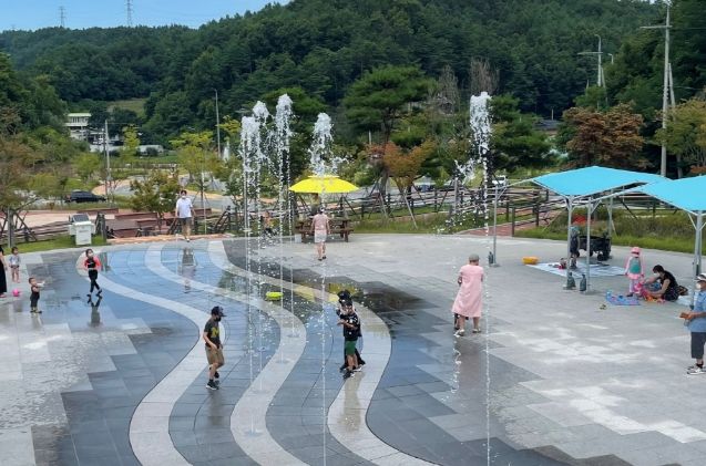 천지인 전통사상체험관 바닥분수 개장