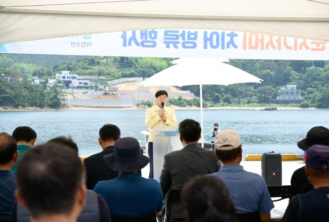 거제시 문치가자미 치어 방류행사 추진