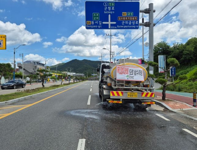 폭염 대응 위해 살수차 본격 가동