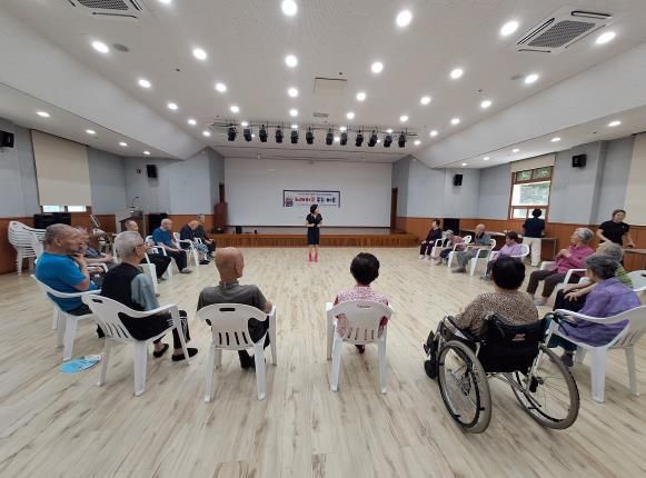 울주도서관, 울산양로원 어르신 대상 찾아가는 문화교실