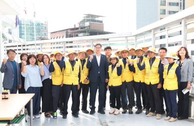 공용노상주차장 근무자 하계 착복식