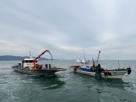 고흥군, 7월 10일부터 해파리 구제작업 본격 돌입