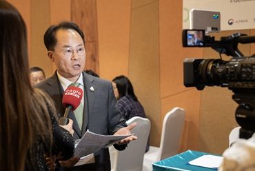 김해의생명산업진흥원 김종욱 원장, 몽골 지역언론 이글뉴스(Eagle News) 인터뷰