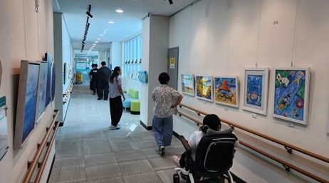지역장애인과 미술작가들의 '여름작품 합동전시회