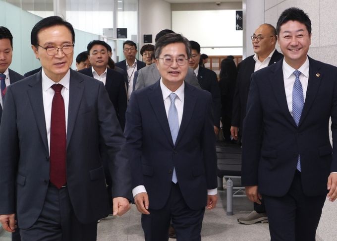 경기도의회 김진경 의장, 김동연 지사-임태희 교육감과 ‘협치’ 결과 살펴