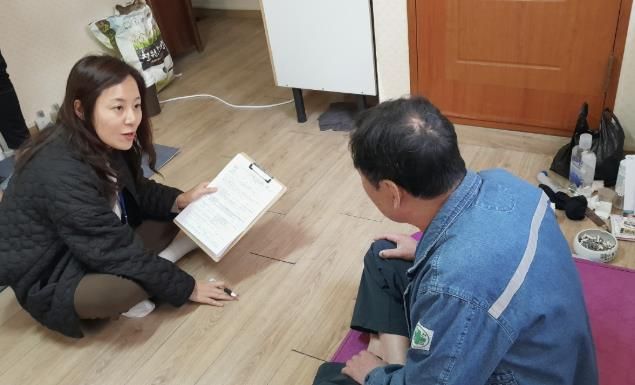 ‘주거상향 지원사업’으로 취약계층 이주를 돕는 주거 상향 코디네이터