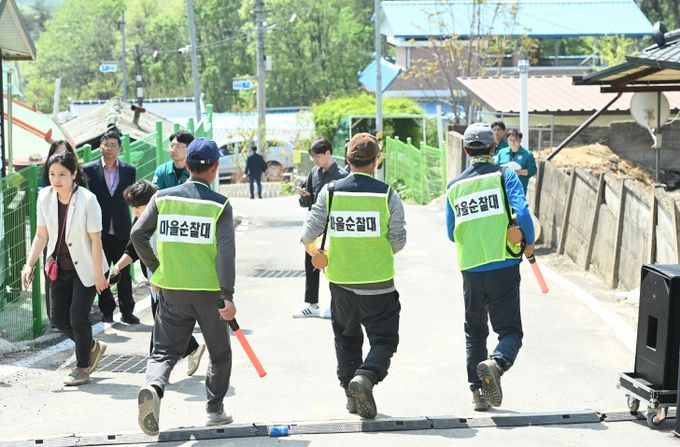 2024년 4월 19일 문경시 산북면 가좌리 마을 재난대응 실전형 주민대피 훈련 장면