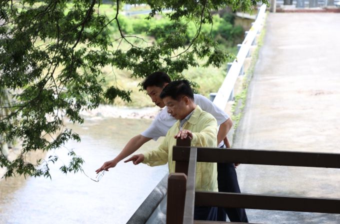 이상근 고성군수, 집중호우 피해 현장 방문