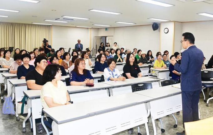 연수구, ‘2025년 권역별 순회 통장 소양 교육’ 성료