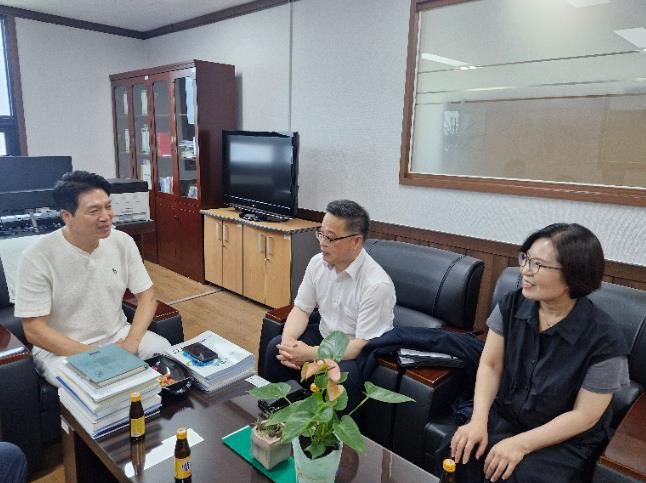 한국신뢰성기술센터 방문 장면