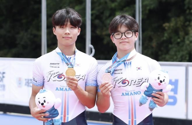 주니어 남자 금메달(왼쪽 김지찬)_동메달(박성훈)_ STN 제공