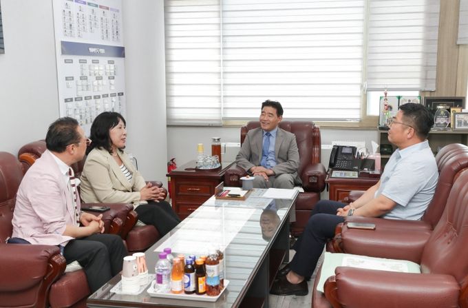 고양특례시의회 김운남 의장, 국민의힘 새 교섭단체 대표단과 차담