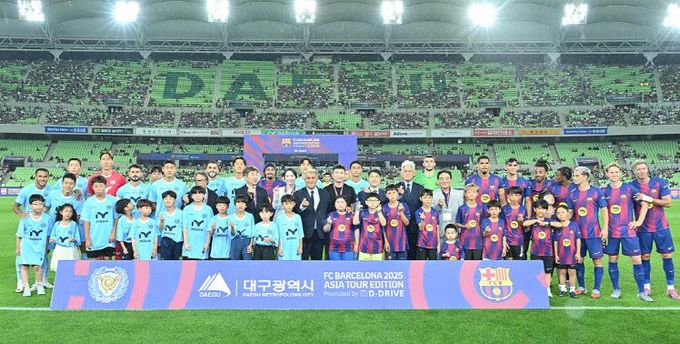 8월 4일 FC바르셀로나와 친선경기사진