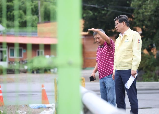 진병영 함양군수, 함양읍 찾아 무더위쉼터·수해피해 현장 점검