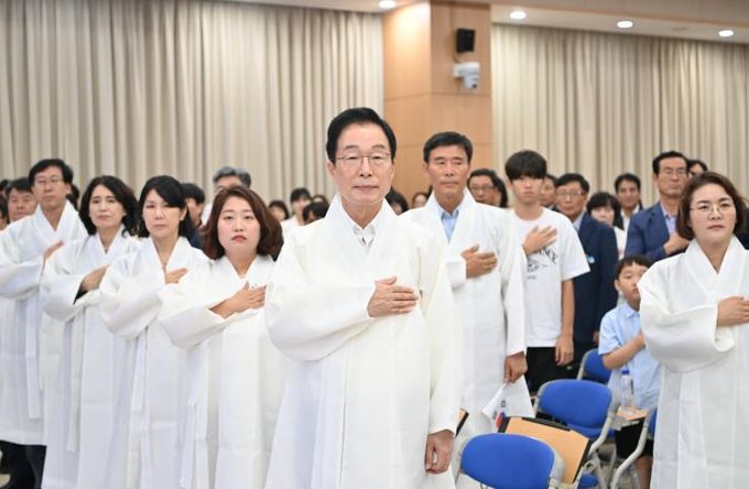 경북교육청, 광복 80주년 기념행사 성대히 열려!