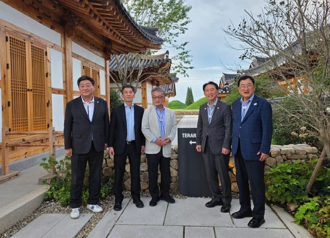 조현 외교부 장관 경주서 준비상황 점검